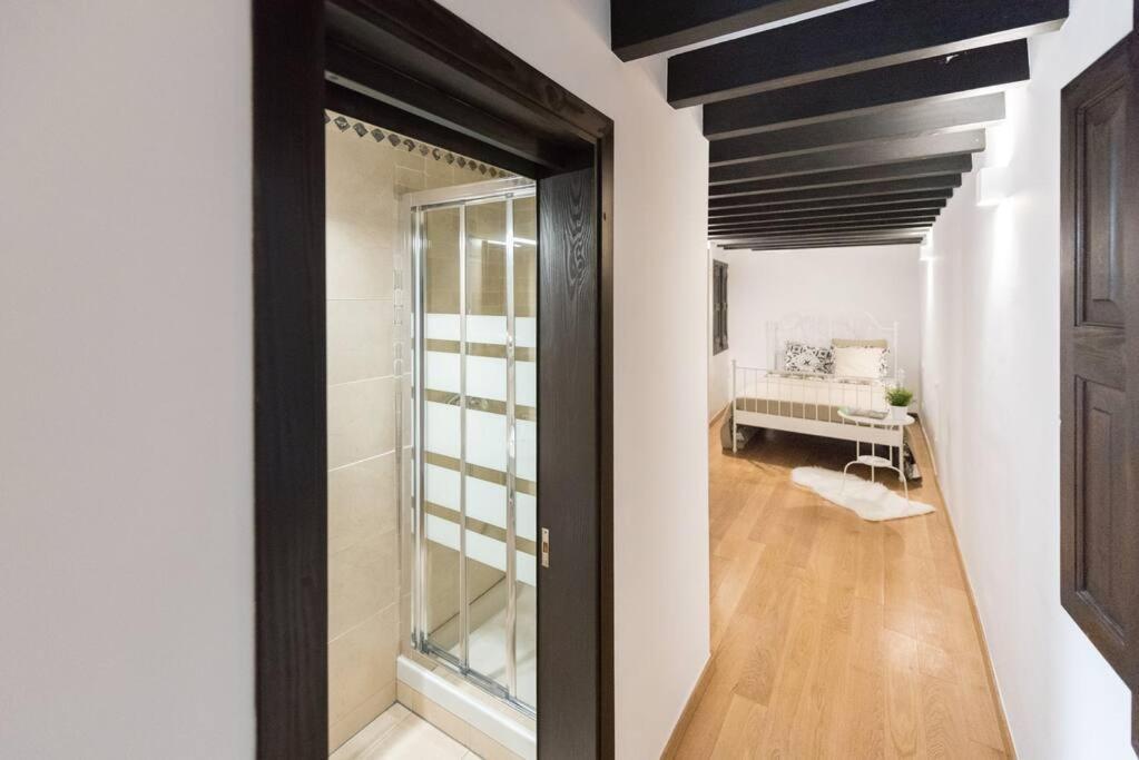 Ferienwohnung Ganzes Loft in Altstadt, Nähe Kathedrale Palma Exterior foto